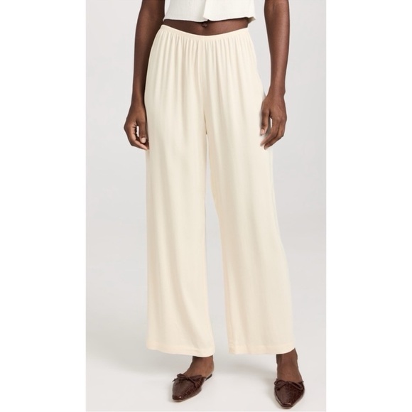 NWT DONNI Satiny Simple Pants Wide Leg in Creme - Picture 1 of 11